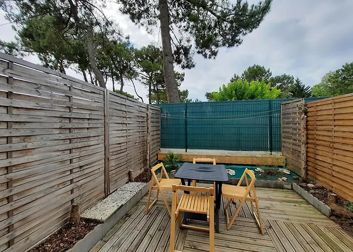 Maisonnette Rénovée Proche Avec Animaux Acceptés Et Parking - Fr-1-194-319 La Faute-sur-Mer